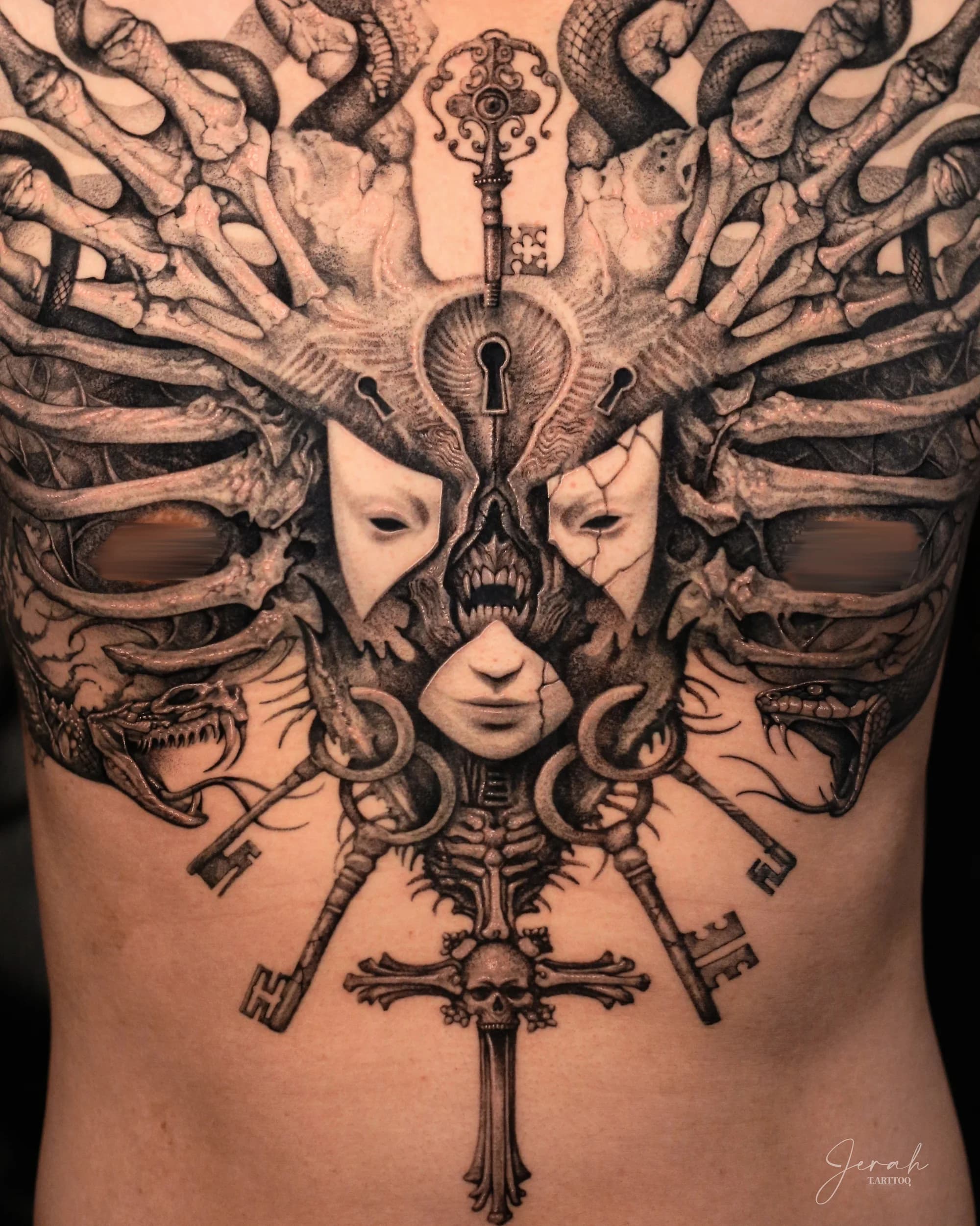 팬텀 가면과 열쇠