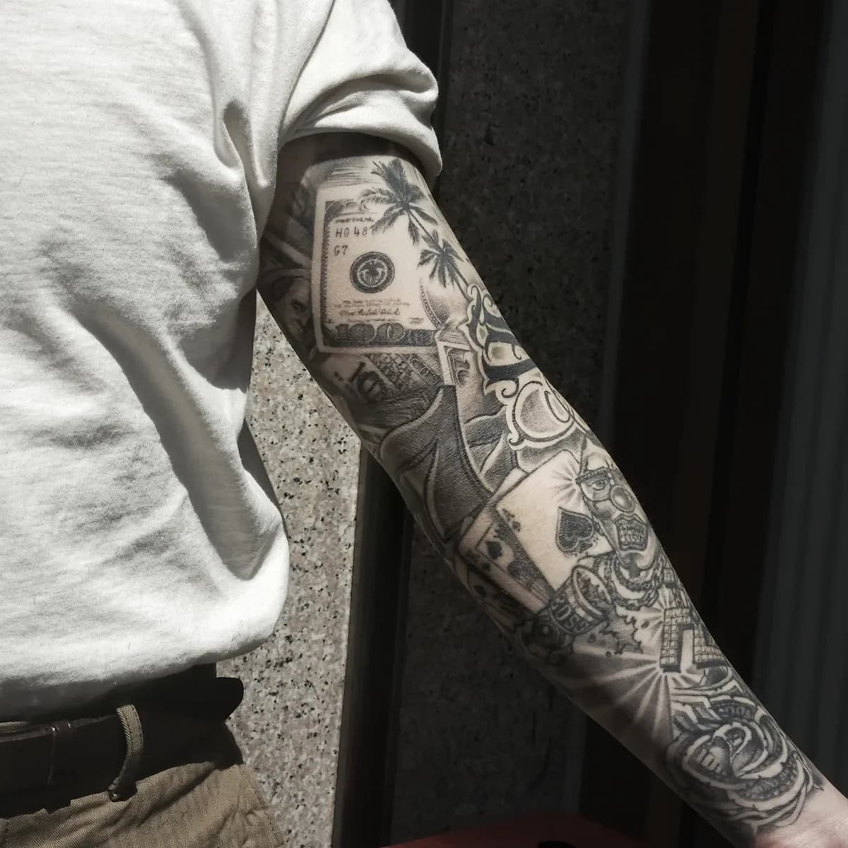 치카노 블랙앤그레이 긴팔타투 건대,의정부