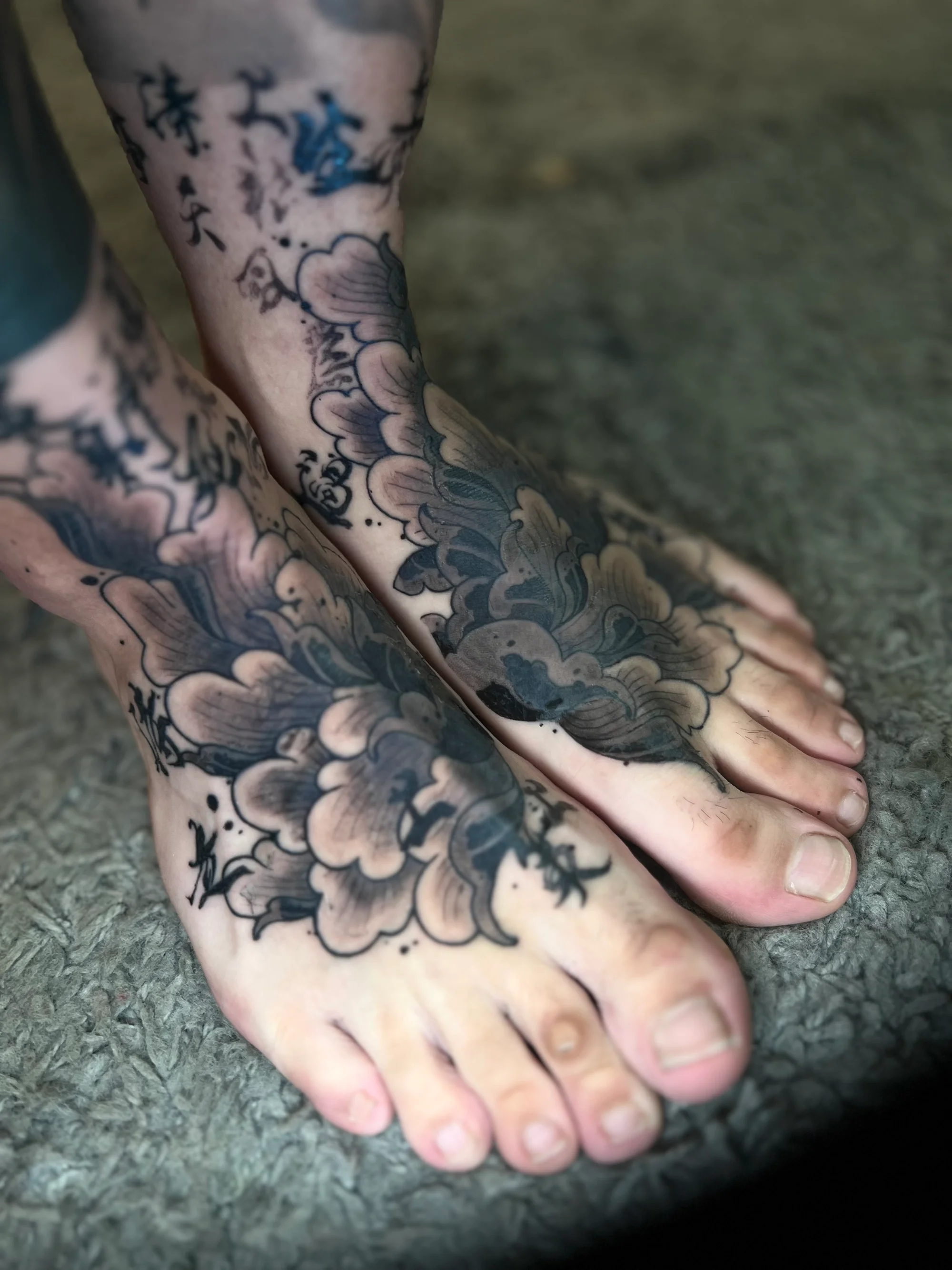 묘당, 발등 목단