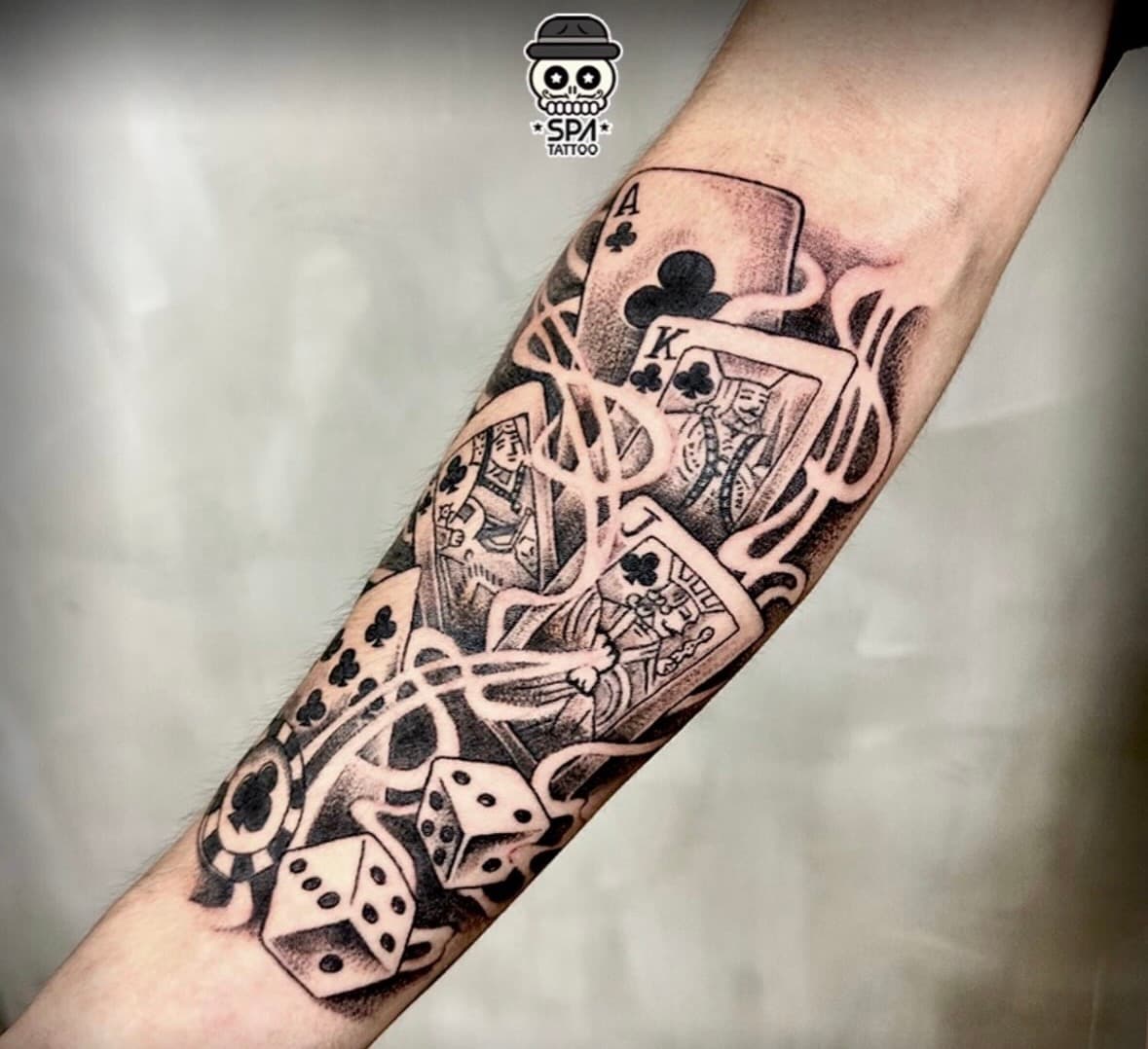 치카노 카드 겜블링 타투